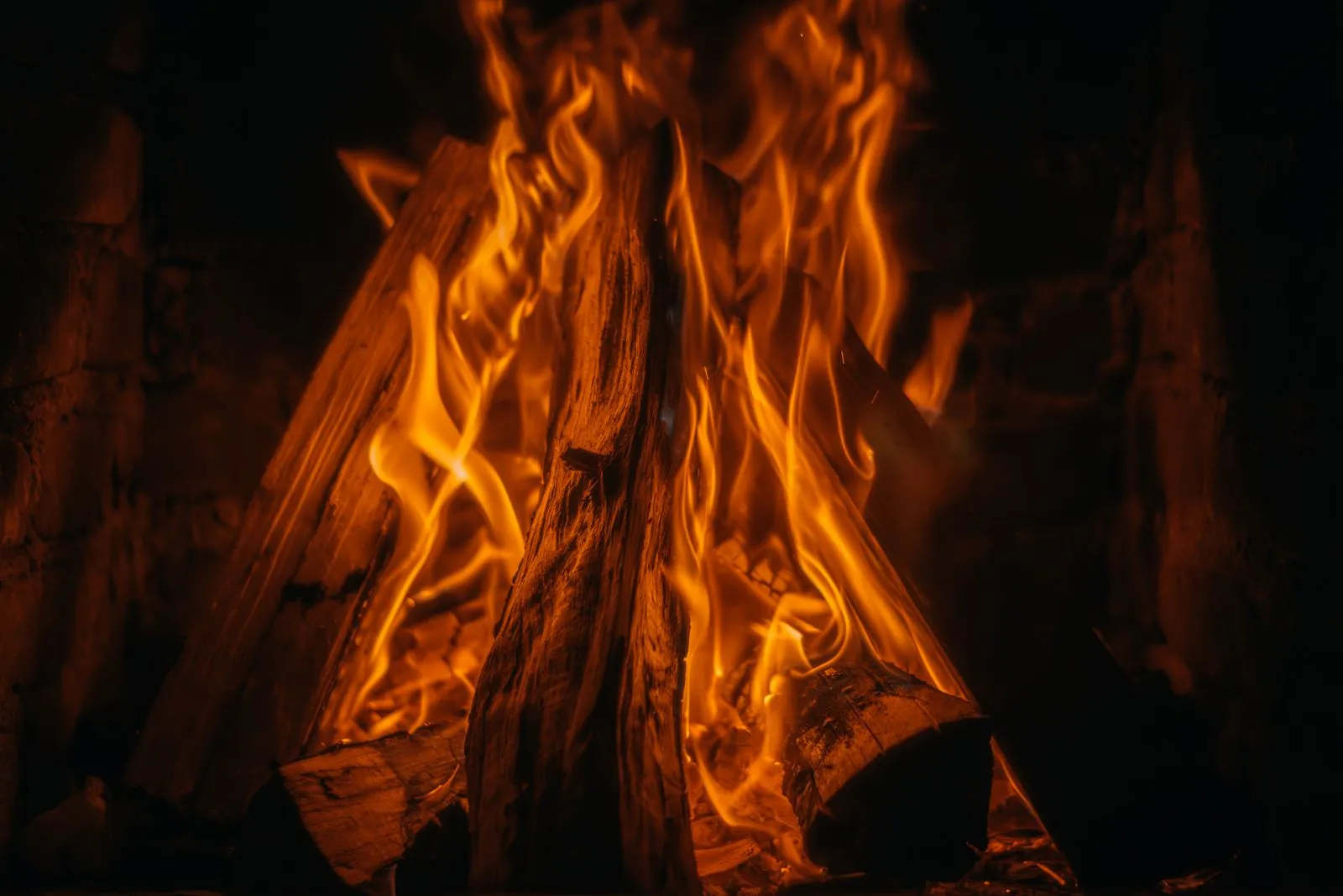What to Expect During Chimney Maintenance